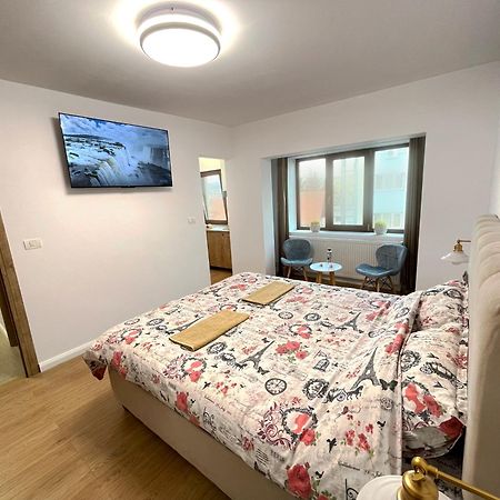 Central Residence Târgu Jiu Dış mekan fotoğraf