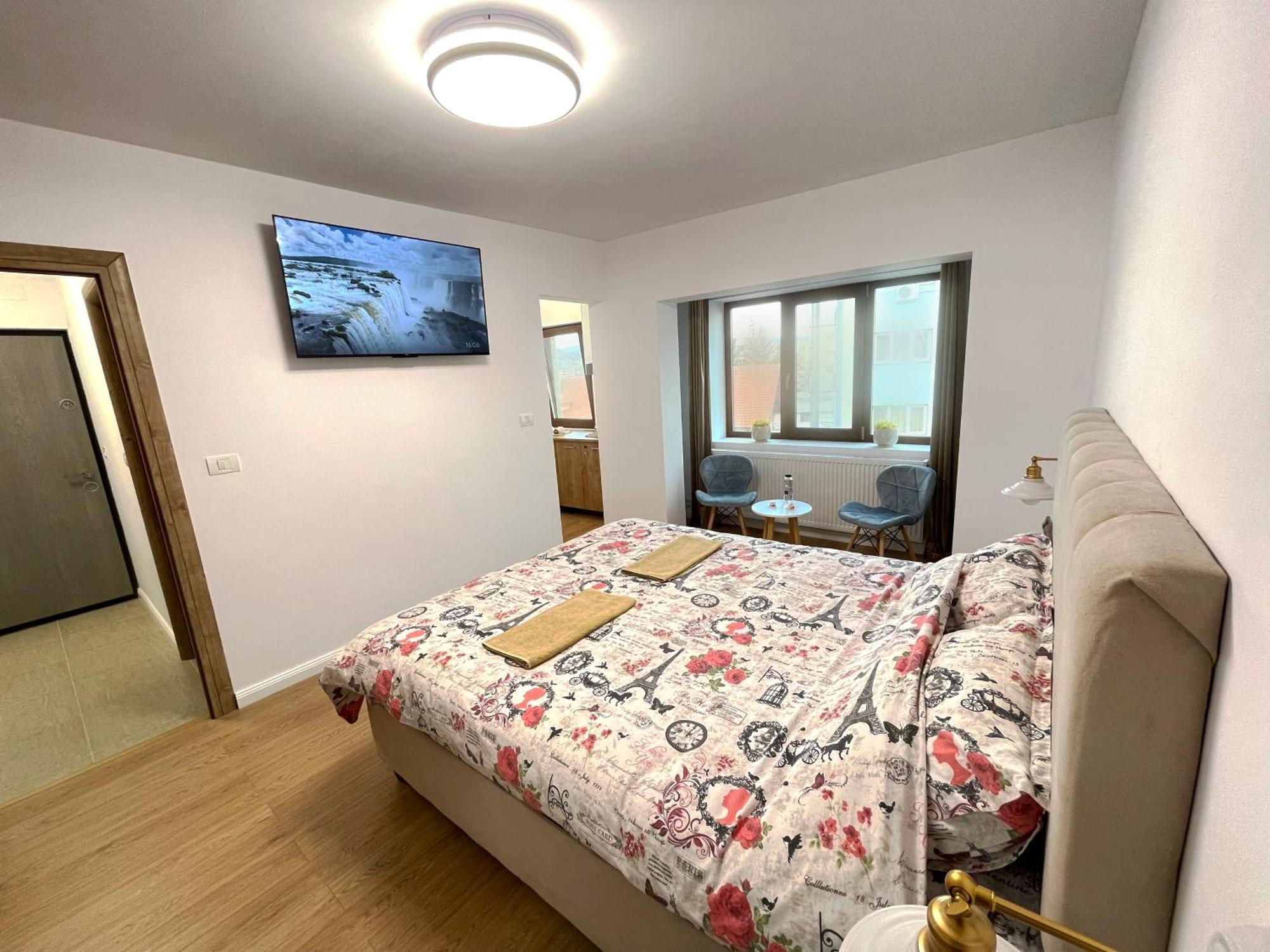 Central Residence Târgu Jiu Dış mekan fotoğraf