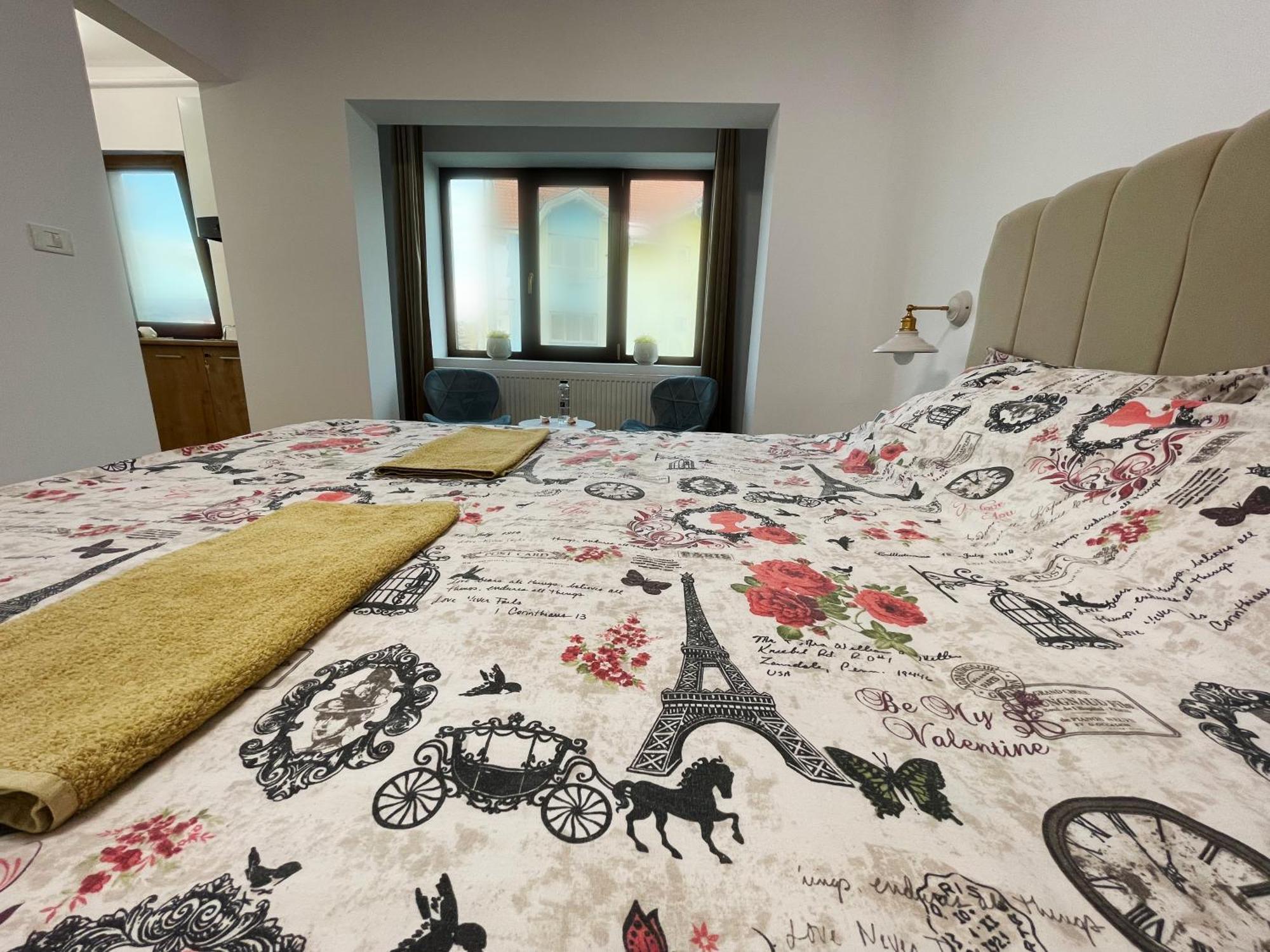 Central Residence Târgu Jiu Dış mekan fotoğraf