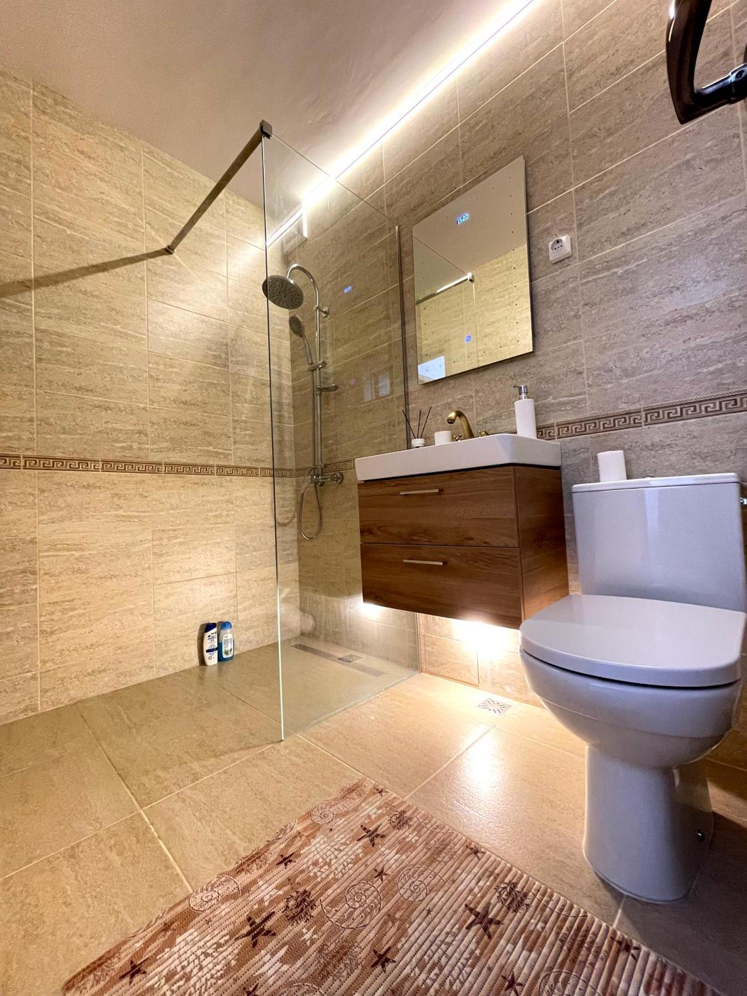 Central Residence Târgu Jiu Dış mekan fotoğraf